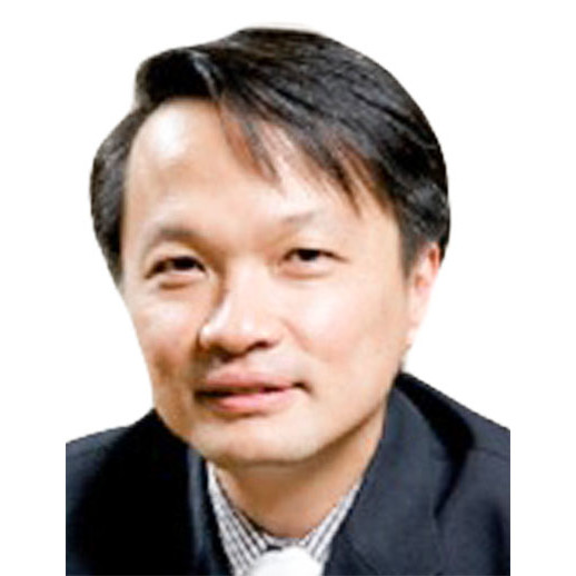 Dr. Vincent Lai